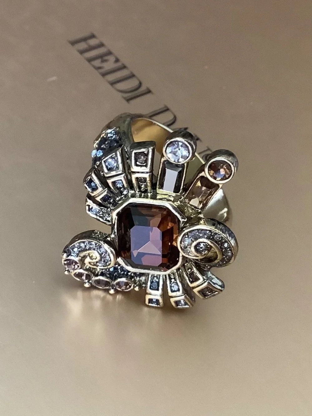 HEIDI DAUS French Ribbon Crystal Art Deco Bow Ring & Earrings Smoked Topaz SZ 9